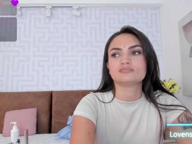 anany- on BongaCams 