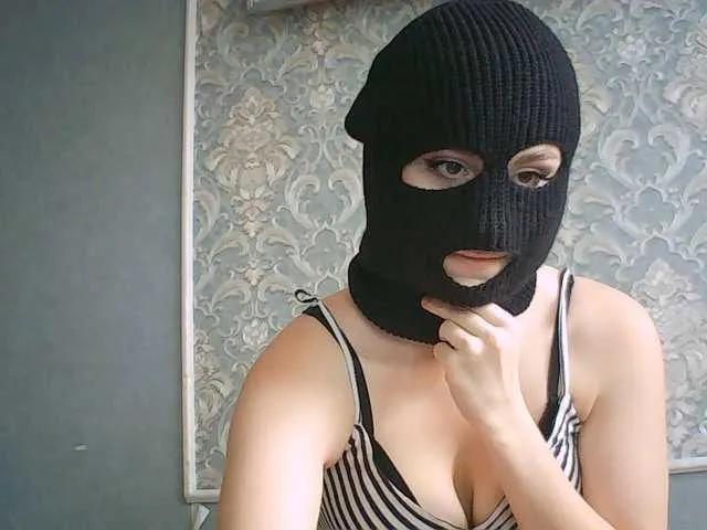 Ariel05 on BongaCams