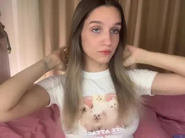 BabyTamagochi on BongaCams 