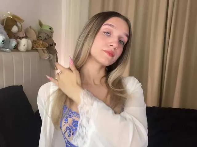 BabyTamagochi on BongaCams