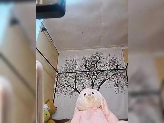 BEENCEE on BongaCams 