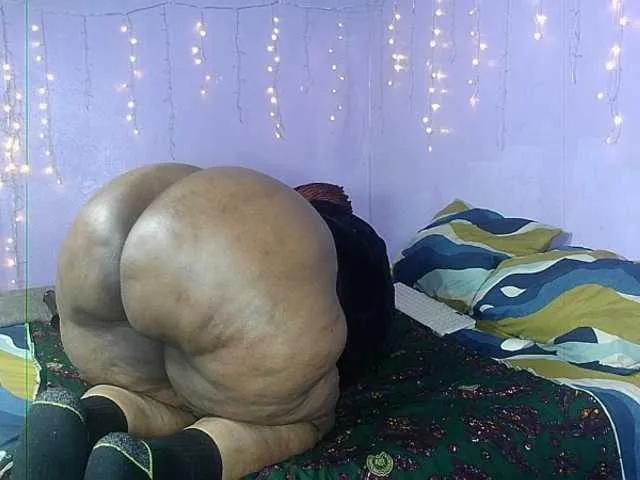 Big-Ass-Wilma on BongaCams