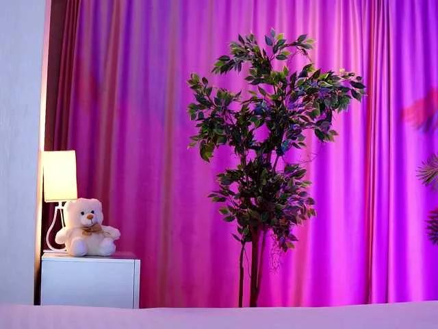 ChicaOra on BongaCams 