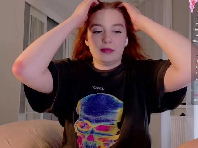 cinnabongirl on BongaCams