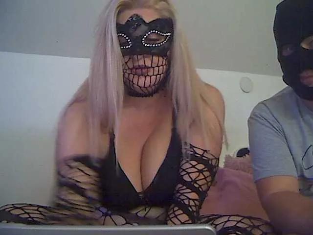CoupleHotBDSM on BongaCams