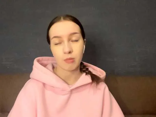 DeberaWarsham on BongaCams 