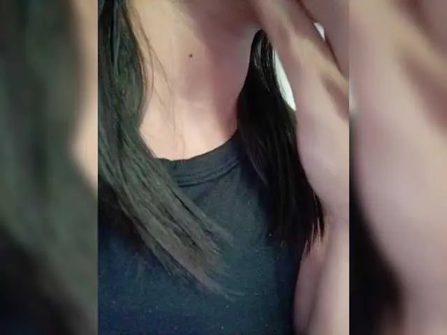 EmmaSanches on BongaCams 