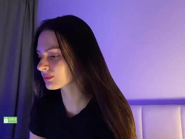 EmmSee on BongaCams 