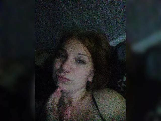 EstelleMillie on BongaCams 