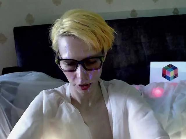 HazeRaziel on BongaCams