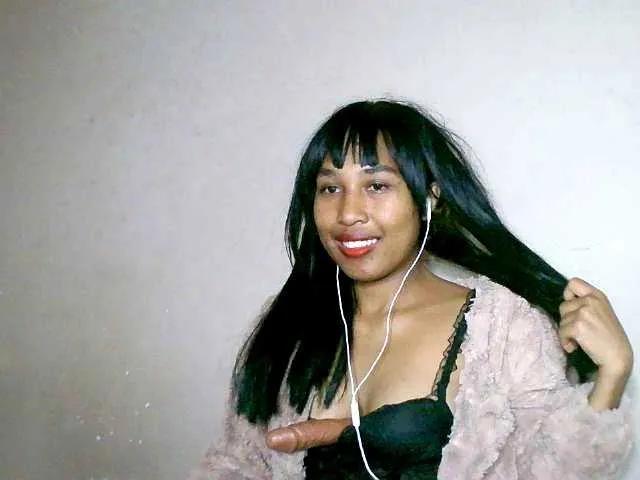 HelenGLOW on BongaCams 