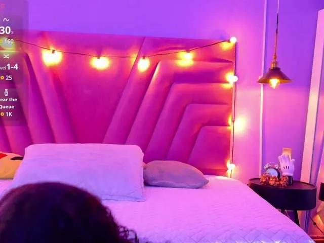 hollyvega on BongaCams