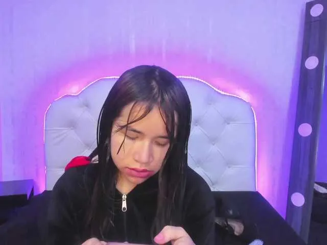 Hot-Barbie-Poku on BongaCams