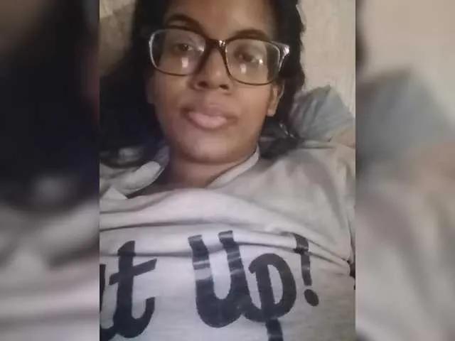 IndianBeaut on BongaCams 