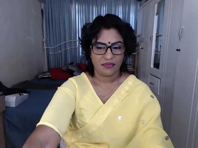 indiandelight001 on BongaCams 