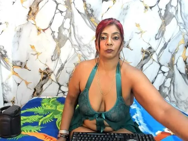indianerotica69 on BongaCams 