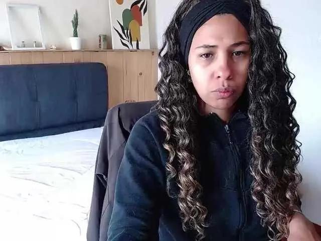 Ivonne-collins33 on BongaCams