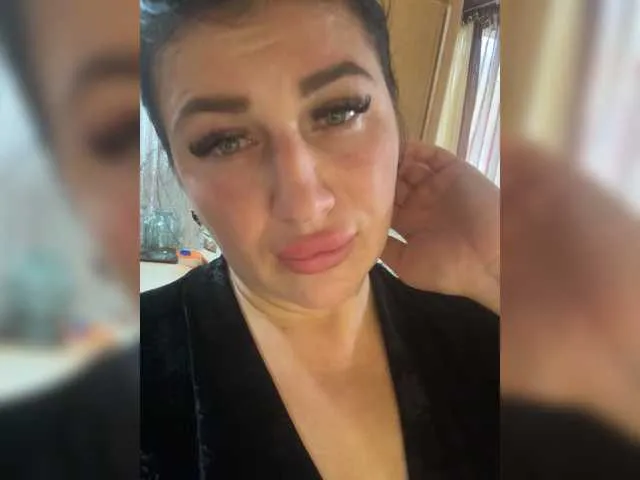 Ju--lia on BongaCams 