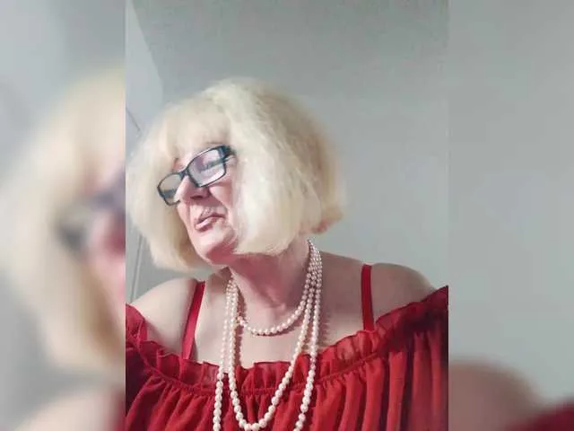 KASANDRABOLOSHKA on BongaCams 