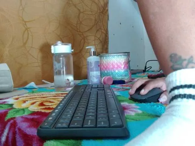 katalinasquirt1 on BongaCams 