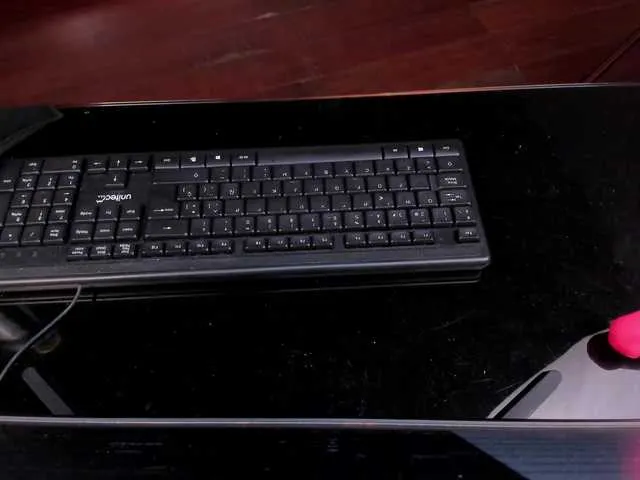 KatieNolanX — I love gentle people, who knows how to make a woman feels real good and give me princess treatment