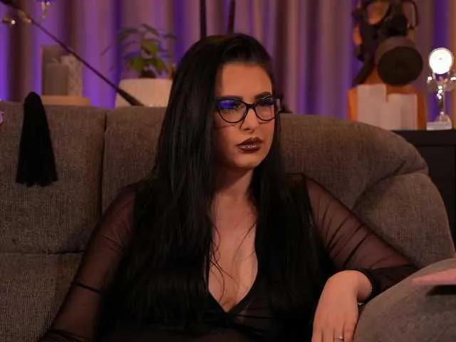 KellyKent on BongaCams