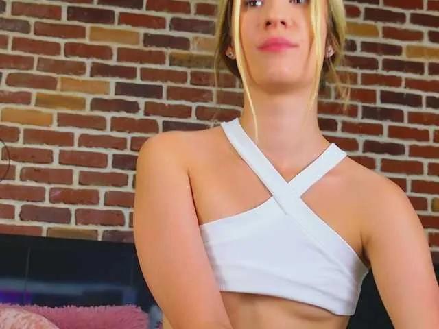 LaurynCopper on BongaCams