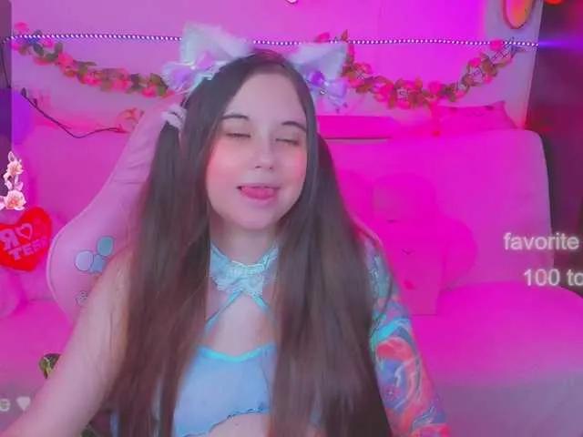LittleKitsune on BongaCams 