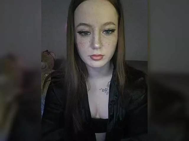 LolaMin on BongaCams 