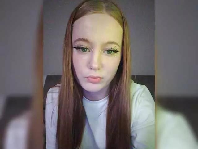 LolaMin on BongaCams 