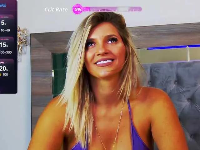 lorehottie on BongaCams