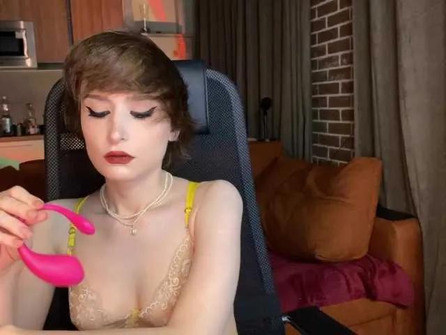 lunelucy on BongaCams