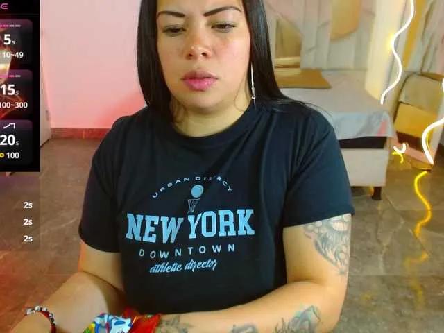 martina-tay on BongaCams