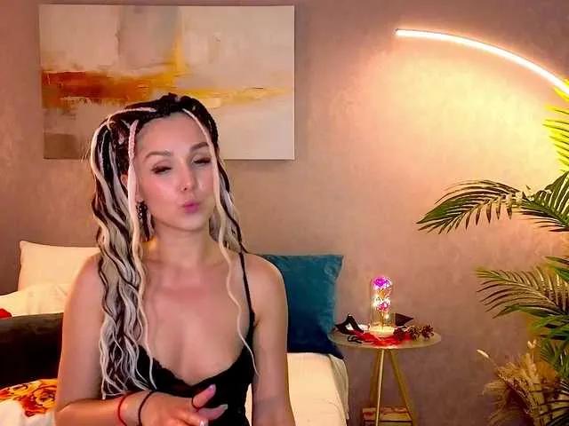 MiamiMur on BongaCams 