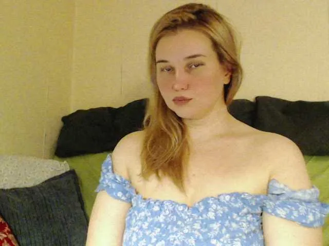 MissLilyAbrams on BongaCams 