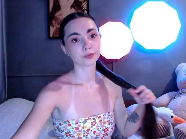 Miuzxc on BongaCams