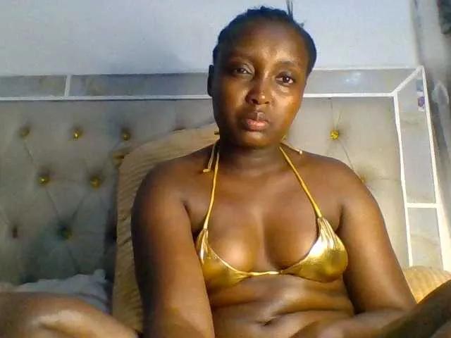Nyomi224 on BongaCams