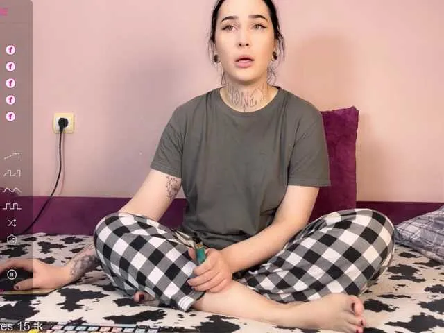 PinkyNastyx on BongaCams