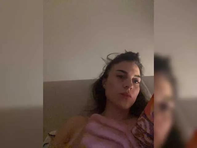 RebecaMur on BongaCams