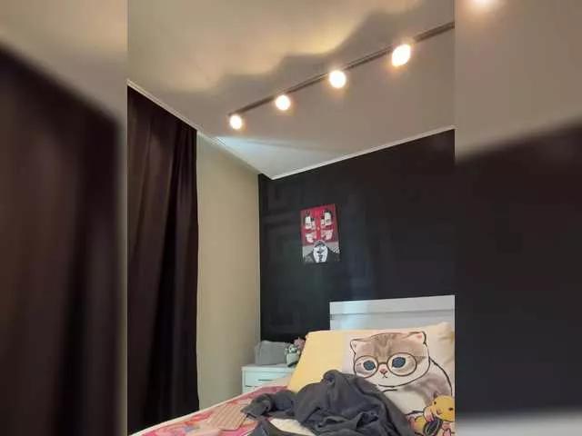 Sara- on BongaCams 