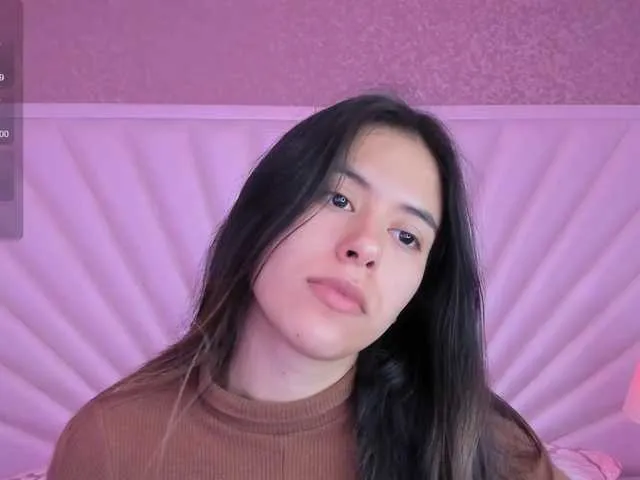 SashaCollinss — A confident man who knows how to make me smile. When someone makes me feel special and keeps me laughing. Gentle words, fun energy, and a little teasing