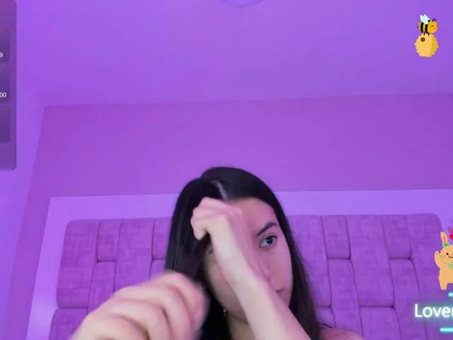 SashaCollinss on BongaCams 