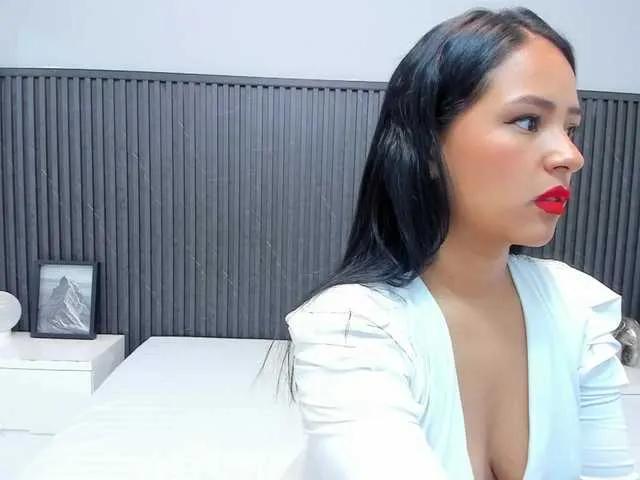 Selena-Gomez on BongaCams