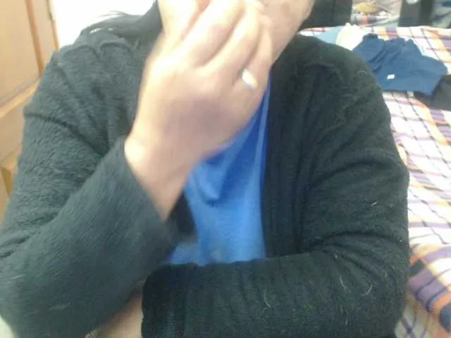 Siblleyx — see a hard cock and have my nipples eated