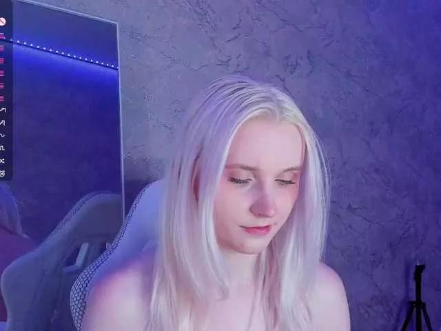 sweeteRose on BongaCams