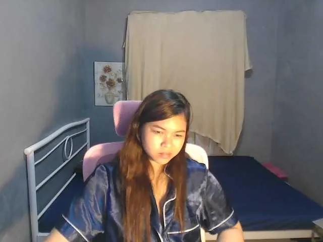 sweetiepiee on BongaCams