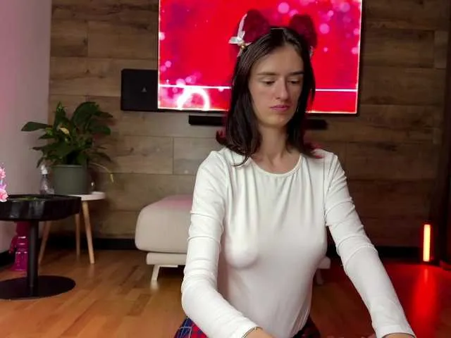 SweetieTati — I'm turned on by generous men who know exactly what they want. I adore those who are intelligent, have a great sense of humor, and know how to care. I want to feel like a special girl when I'm with him.