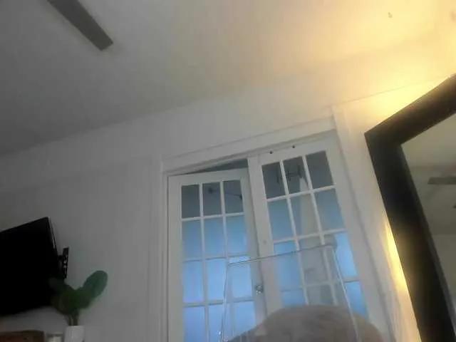 theetriniti on BongaCams