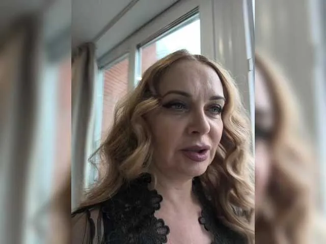 XxxSexyMilfxxX on BongaCams 