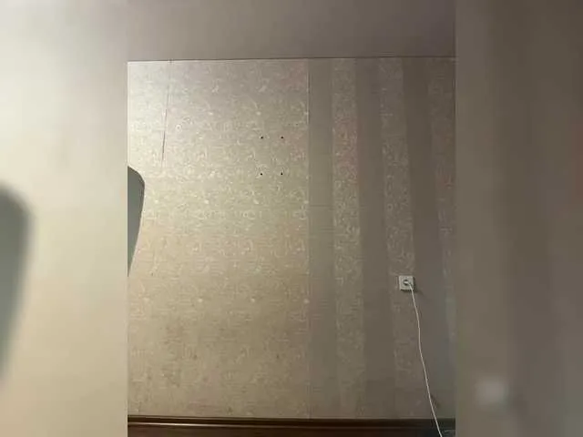 Your-Kissa- — Gentle caresses, attention, vibrations in my pussy and your fantasies. When you want me to show myself.